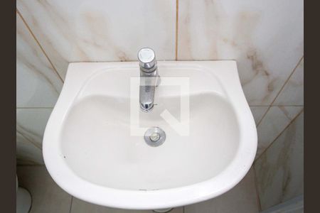 Banheiro de casa para alugar com 1 quarto, 32m² em Centro, Diadema