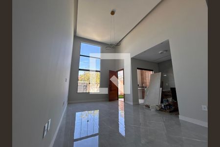 Sala de casa para alugar com 3 quartos, 90m² em Recreio, Rio das Ostras