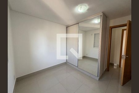 Apartamento para alugar com 3 quartos, 190m² em Setor Bueno, Goiânia