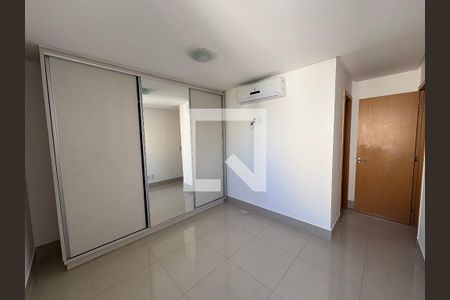 Apartamento para alugar com 3 quartos, 190m² em Setor Bueno, Goiânia
