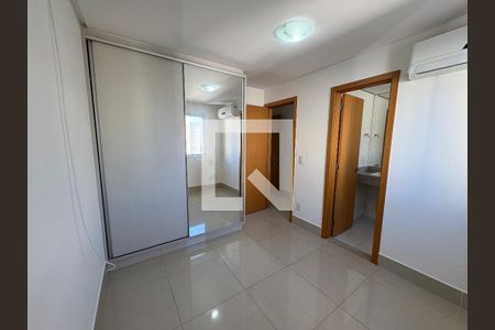 Apartamento para alugar com 3 quartos, 190m² em Setor Bueno, Goiânia