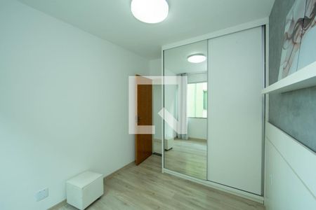 QUARTO1 de apartamento para alugar com 2 quartos, 60m² em Salgado Filho, Belo Horizonte