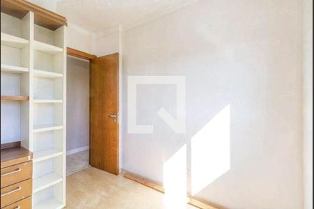 Quarto de apartamento para alugar com 3 quartos, 78m² em Jardim Carvalho, Porto Alegre