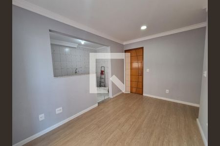 Sala de apartamento para alugar com 2 quartos, 52m² em Utinga, Santo André