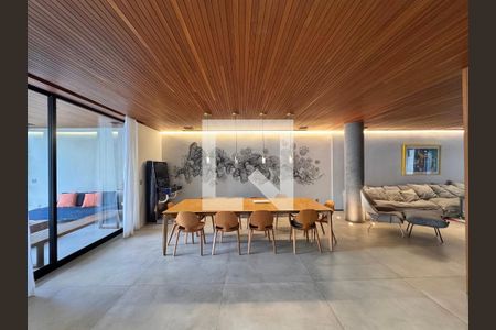 Sala de casa de condomínio à venda com 4 quartos, 407m² em Barra da Tijuca, Rio de Janeiro
