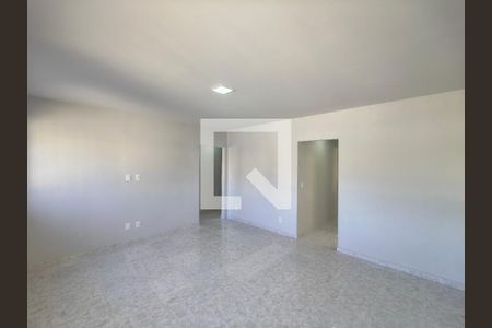Casa para alugar com 4 quartos, 300m² em Tanque, Rio de Janeiro