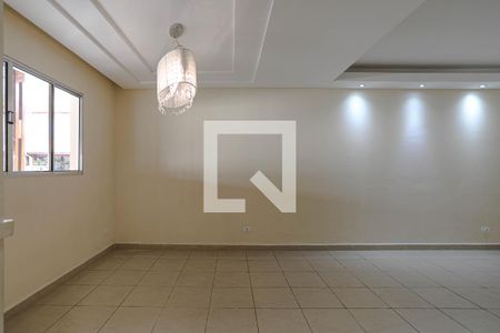 Sala de casa de condomínio para alugar com 3 quartos, 110m² em Centro, Mogi das Cruzes