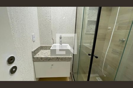 Banheiro de kitnet/studio à venda com 1 quarto, 30m² em Moneró, Rio de Janeiro