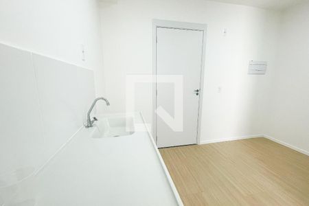 Sala / cozinha de apartamento para alugar com 2 quartos, 28m² em Vila Jaguara, São Paulo