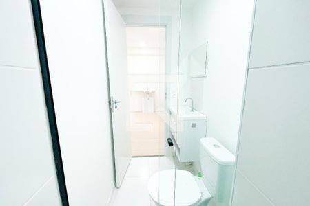 Banheiro de apartamento para alugar com 2 quartos, 28m² em Vila Jaguara, São Paulo