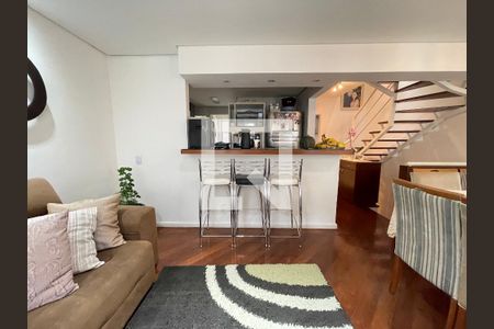 Sala de casa de condomínio à venda com 3 quartos, 163m² em Ferreira, São Paulo