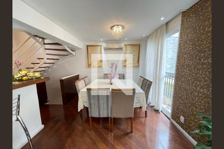 Sala de casa de condomínio à venda com 3 quartos, 163m² em Ferreira, São Paulo