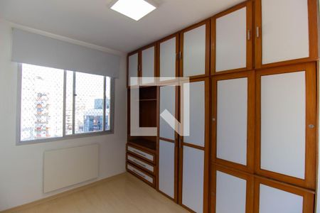 Quarto 1 de apartamento para alugar com 2 quartos, 60m² em Icaraí, Niterói