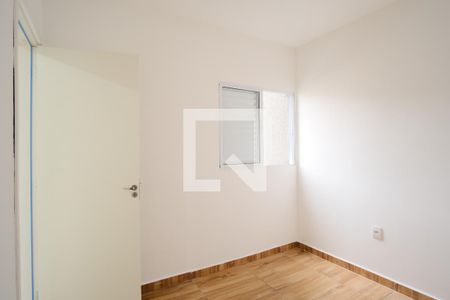Quarto 2 de apartamento para alugar com 2 quartos, 36m² em Vila Carrão, São Paulo