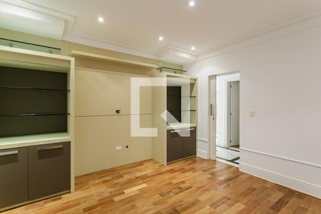 Sala de TV de casa à venda com 5 quartos, 662m² em Indianópolis, São Paulo