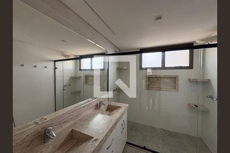Apartamento à venda com 4 quartos, 305m² em Setor Bueno, Goiânia