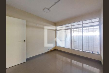 Quarto 2 de casa para alugar com 2 quartos, 70m² em Jardim Dom Bosco, São Paulo