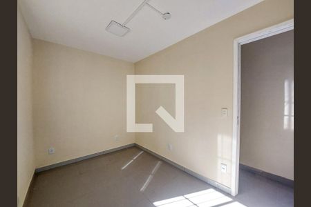 Quarto 1 de casa para alugar com 2 quartos, 70m² em Jardim Dom Bosco, São Paulo