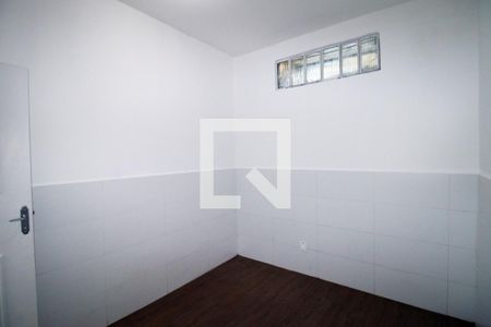 Quarto 1 de casa à venda com 2 quartos, 70m² em Ramos, Rio de Janeiro