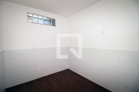 Quarto 1 de casa à venda com 2 quartos, 70m² em Ramos, Rio de Janeiro