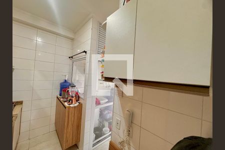 Cozinha de apartamento à venda com 2 quartos, 56m² em Jardim Nova Taboao, Guarulhos
