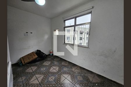 Quarto 1 de apartamento para alugar com 2 quartos, 49m² em Taquara, Rio de Janeiro