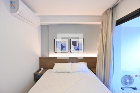 Sala/Quarto de kitnet/studio à venda com 1 quarto, 26m² em Vila Clementino, São Paulo