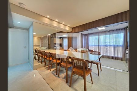 Sala  de apartamento à venda com 4 quartos, 126m² em Vila da Serra, Nova Lima