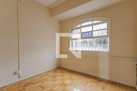 Quarto 1 de casa para alugar com 3 quartos, 140m² em Vila Ipiranga, Porto Alegre