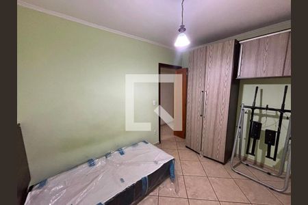 Quarto de casa à venda com 3 quartos, 197m² em Vila Guaraciaba, Santo André