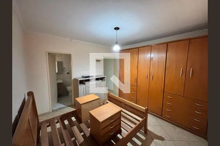 Quarto de casa à venda com 3 quartos, 197m² em Vila Guaraciaba, Santo André