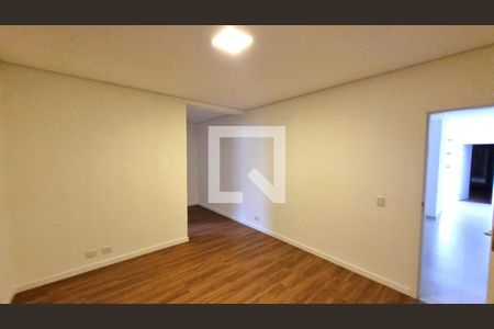 Foto 01 de casa de condomínio à venda com 4 quartos, 385m² em Cidade Tamboré, Santana de Parnaíba
