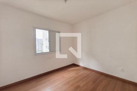 Quarto 1 de apartamento para alugar com 2 quartos, 42m² em Parque São Jorge, Campinas