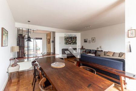 Sala 1 de casa à venda com 4 quartos, 270m² em Pacaembu, São Paulo