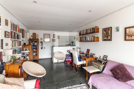 Sala 2 de casa à venda com 4 quartos, 270m² em Pacaembu, São Paulo