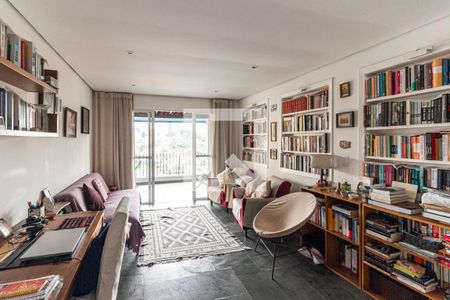 Sala 2 de casa à venda com 4 quartos, 270m² em Pacaembu, São Paulo