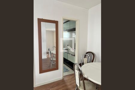 Sala de apartamento para alugar com 1 quarto, 55m² em Vila Ipiranga, Porto Alegre