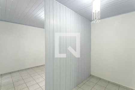 Quarto de casa para alugar com 1 quarto, 40m² em Vila Carrão, São Paulo