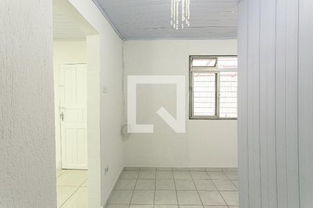 Quarto de casa para alugar com 1 quarto, 40m² em Vila Carrão, São Paulo