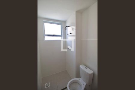 Banheiro de apartamento para alugar com 2 quartos, 48m² em Bairro Alto, Curitiba