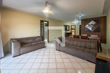 Sala de apartamento para alugar com 3 quartos, 123m² em Canto do Forte, Praia Grande