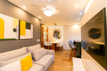 Sala de apartamento para alugar com 2 quartos, 74m² em Aclimação, São Paulo