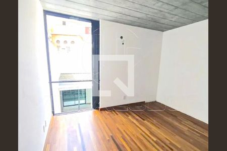 Casa à venda com 3 quartos, 278m² em Alto de Pinheiros, São Paulo