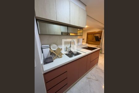 Cozinha de apartamento para alugar com 1 quarto, 37m² em Butantã, São Paulo