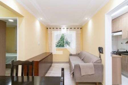 Sala de apartamento para alugar com 2 quartos, 50m² em Vila Talarico, São Paulo