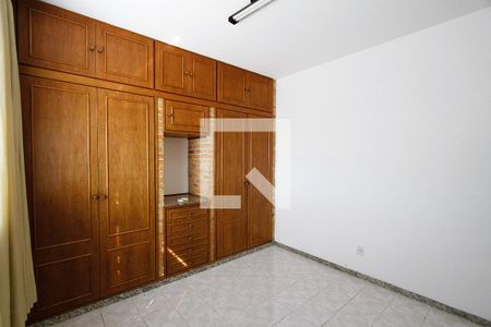Quarto 2 - Suíte de casa para alugar com 3 quartos, 473m² em Palmeiras, Belo Horizonte