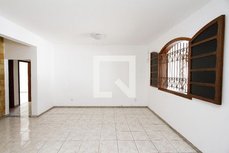 Sala de casa para alugar com 3 quartos, 473m² em Palmeiras, Belo Horizonte