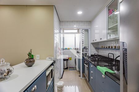 Cozinha de apartamento para alugar com 2 quartos, 62m² em Parque Fongaro, São Paulo