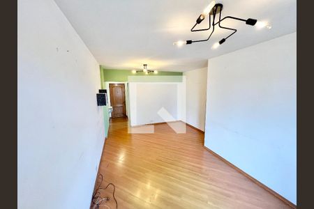 Sala de apartamento para alugar com 3 quartos, 70m² em Jardim das Laranjeiras, São Paulo