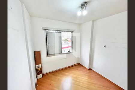 Quarto 1 de apartamento para alugar com 3 quartos, 70m² em Jardim das Laranjeiras, São Paulo